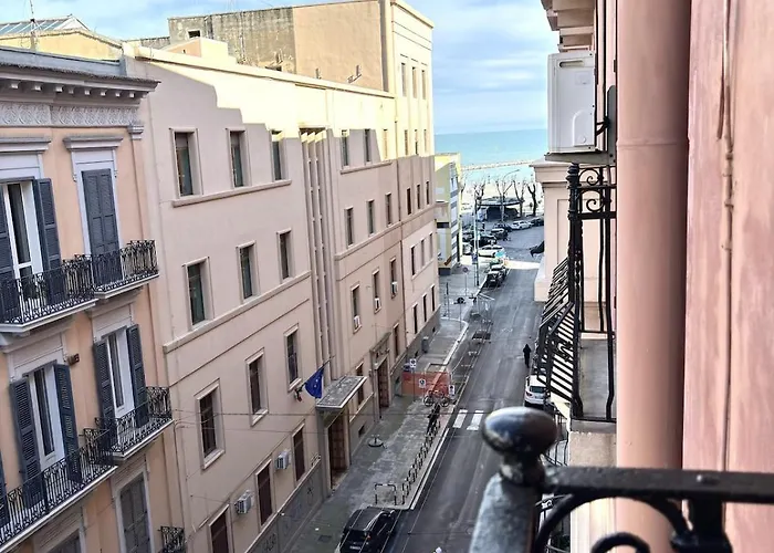 Your Home, A Beautiful View * 바리